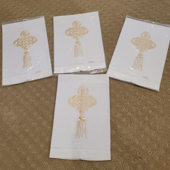 Linen Hemstitched Hand Towels - Picture 2 of 4